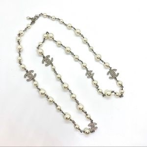 🚫SOLD🚫 CHANEL Long Double 42” White Pearl 5 CC Crystal Necklace